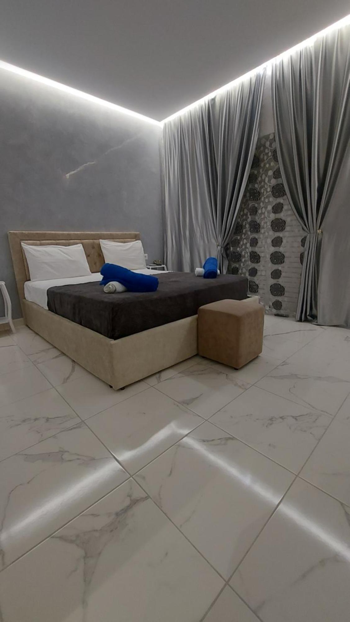 Beni 'S Apartments Sarande Exterior photo