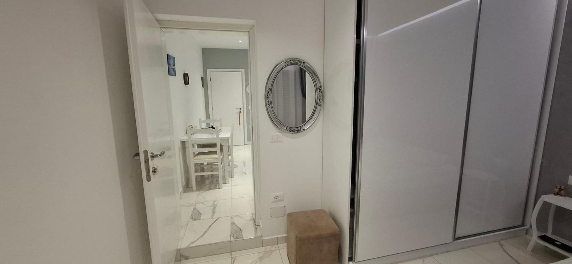 Beni 'S Apartments Sarande Exterior photo