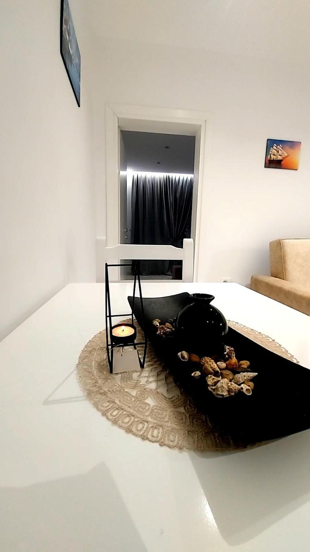 Beni 'S Apartments Sarande Exterior photo